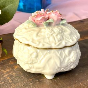 Vintage porcelain jewelry box